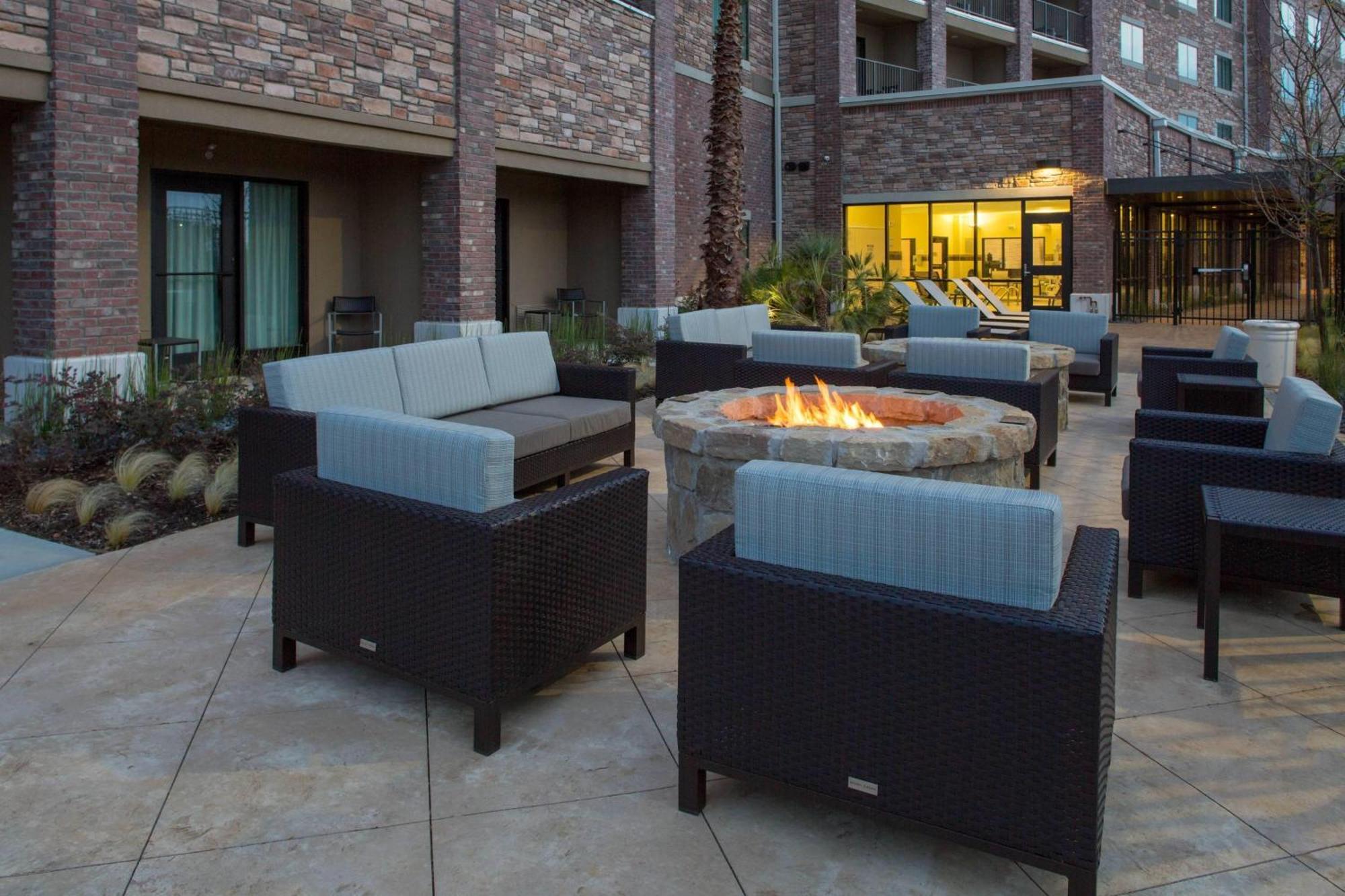 Courtyard By Marriott Dallas Flower Mound Buitenkant foto